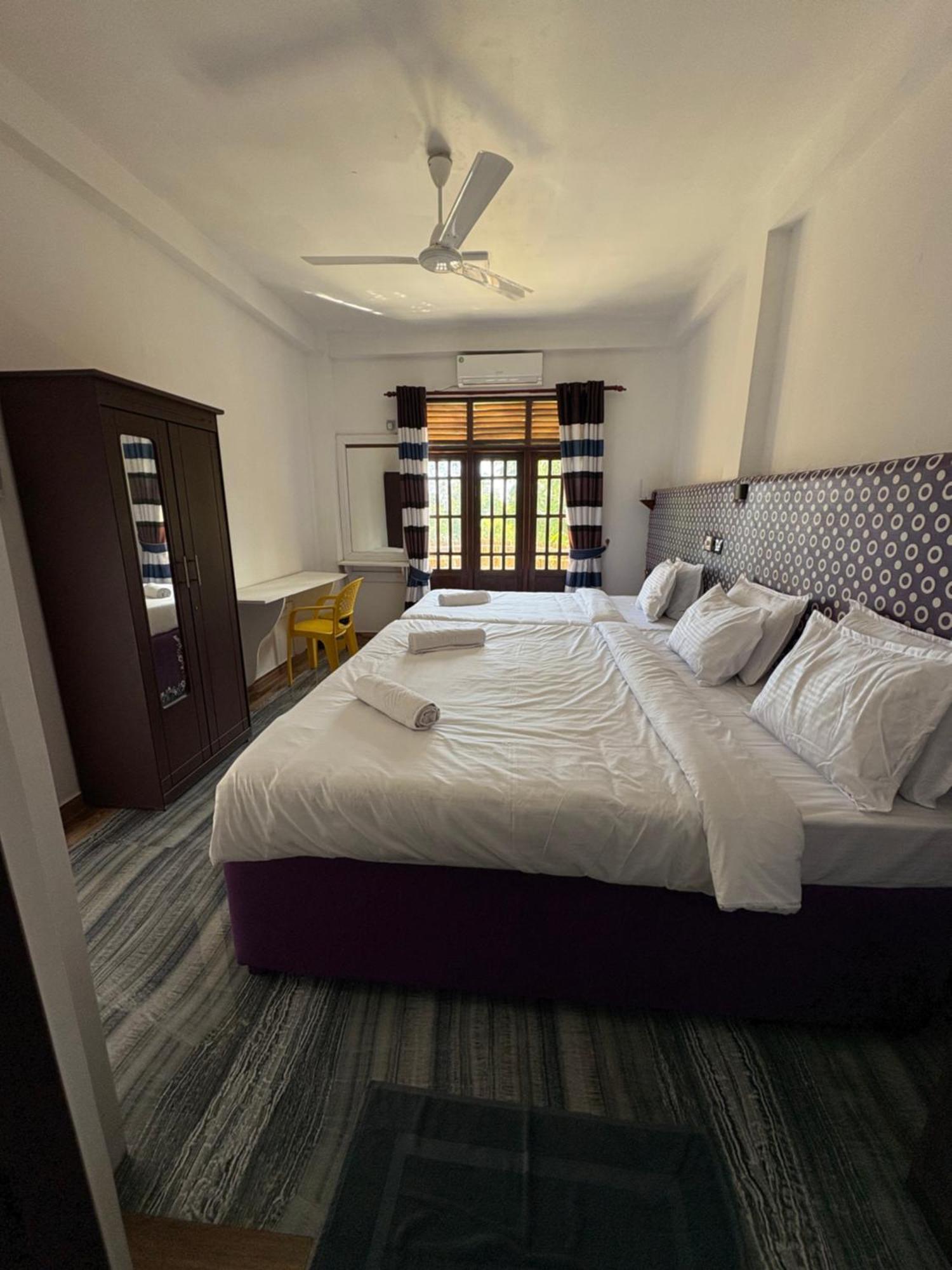 Wake N Flow, Weligama Exterior photo