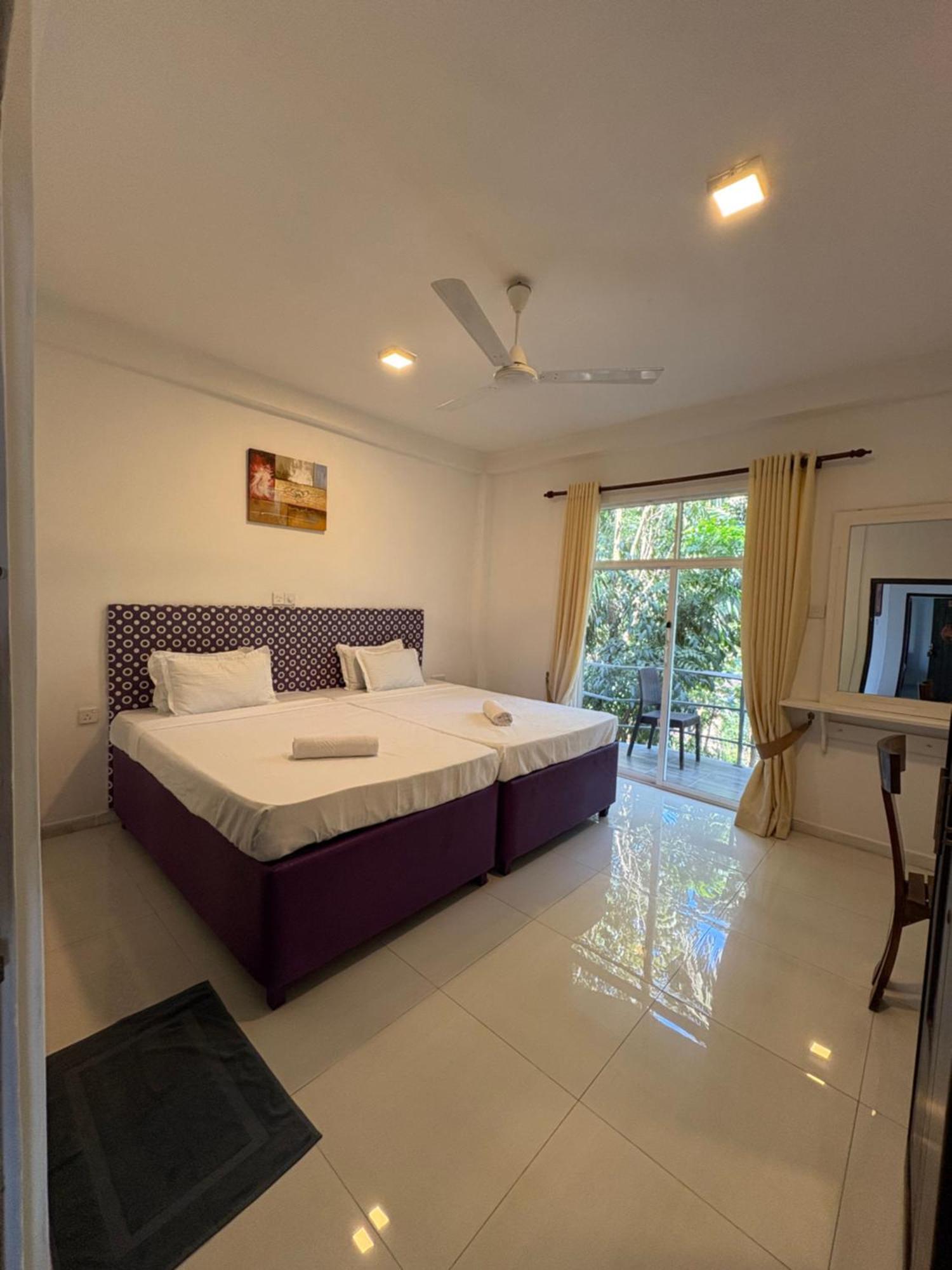 Wake N Flow, Weligama Exterior photo