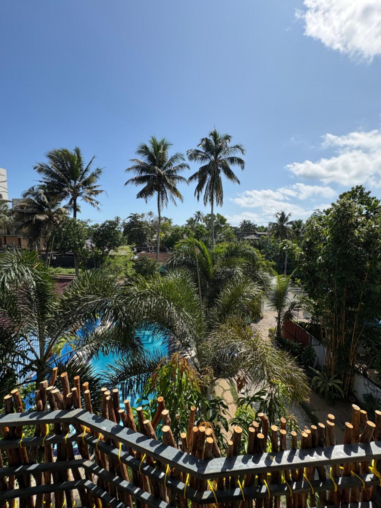 Wake N Flow, Weligama Exterior photo